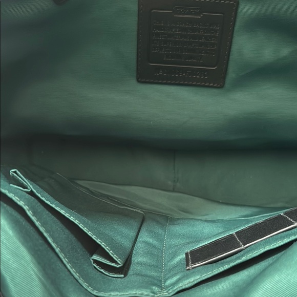 Coach Black Messenger Bag with Textured Design - Picture 5 of 6